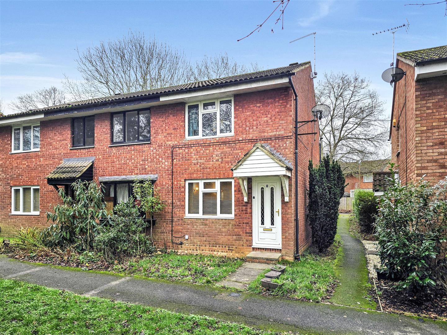 2 bed property in Sharman Walk, Milton Keynes